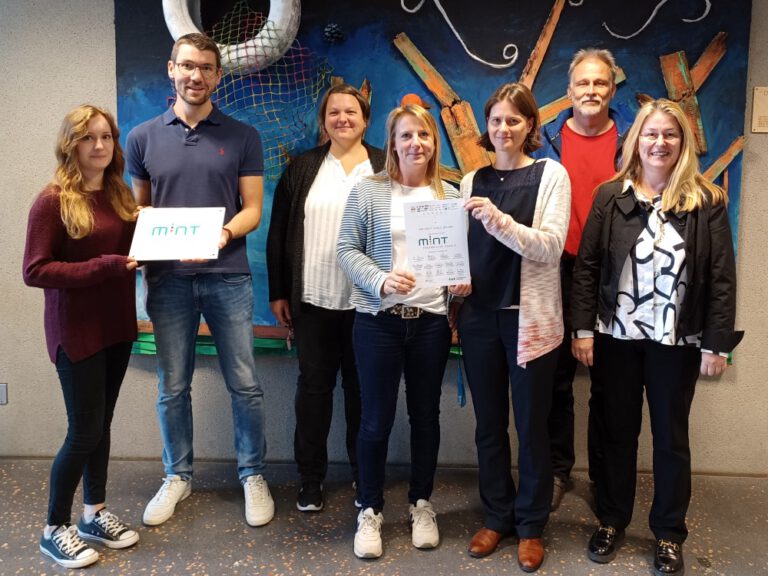 MaxErnstSchule als „MINTfreundliche Schule“ Max