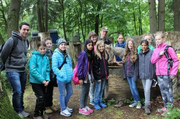 Schulwaldtag: Wirtschaftsbetrieb und Biotop